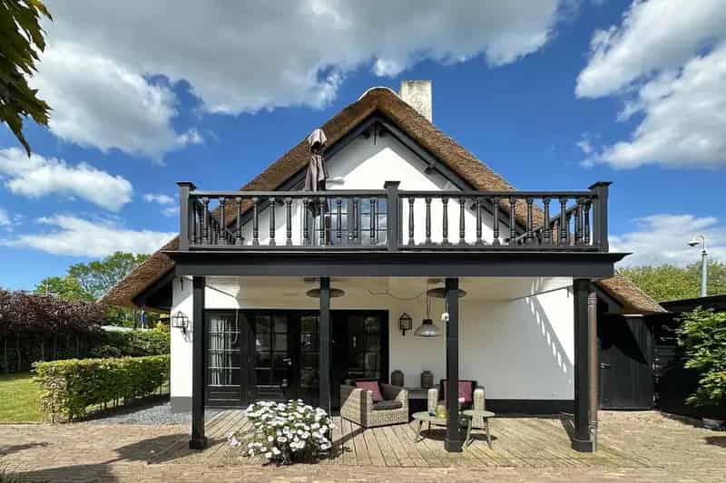Vrijstaande Villa te Koop Oud Loosdrecht