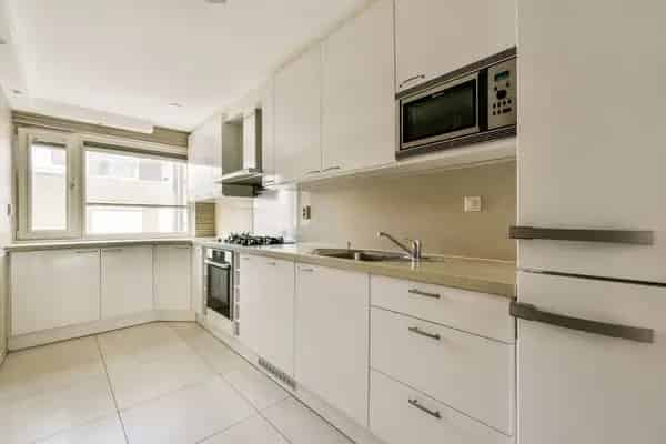Amsterdam Zuidoost benedenwoning: Rustig, ruim en lichtrijk
