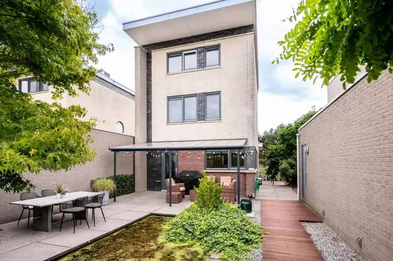 Huis te koop: Tenerifestraat 7 1339 XN Almere | Funda