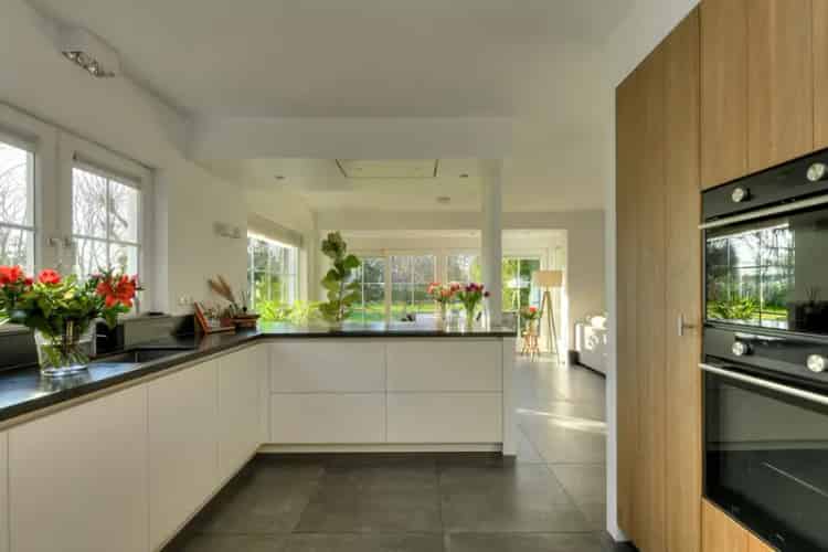 Moderne Villa Liesbos Breda