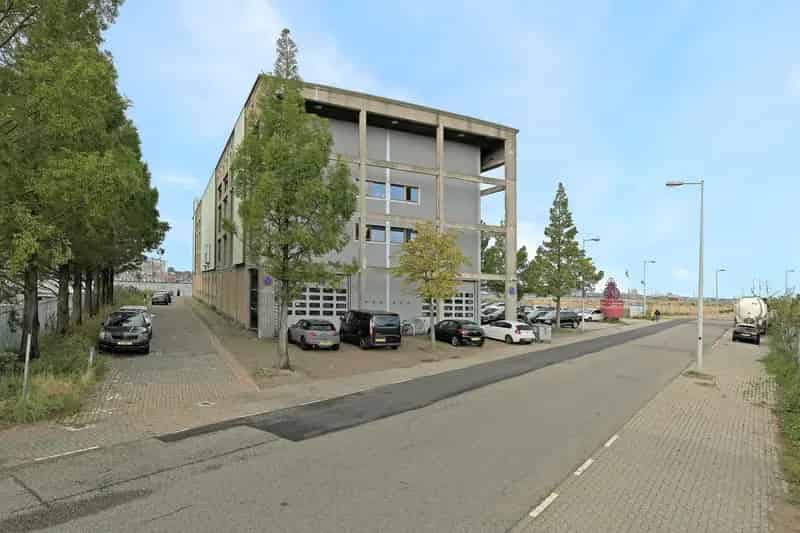 Kantoorruimte Amsterdam Noord te huur 256m2