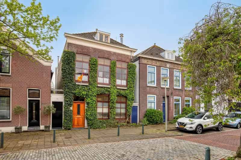Huis Te Koop , 14, Oostsingel, Schiedam, Zuid-Holland