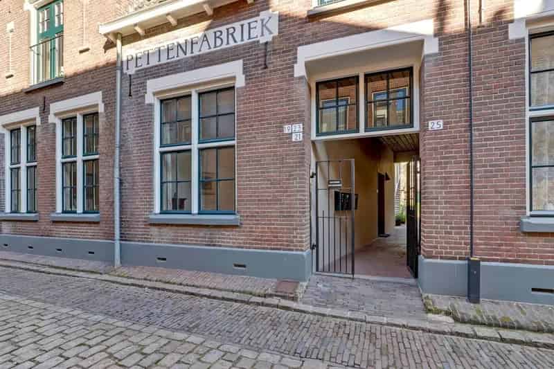 Appartement te koop Zutphen 74m2 gerenoveerd 3 kamers tuin berging