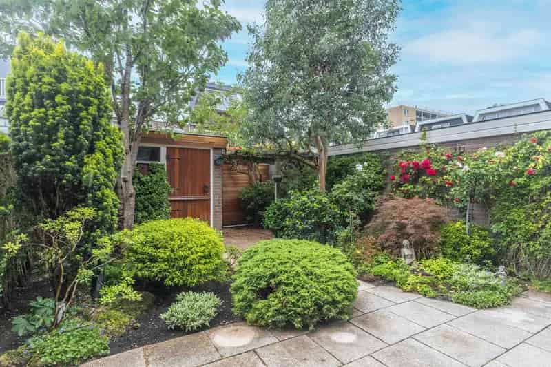 Ruime Hoekwoning Amstelveen Nabij Stadshart