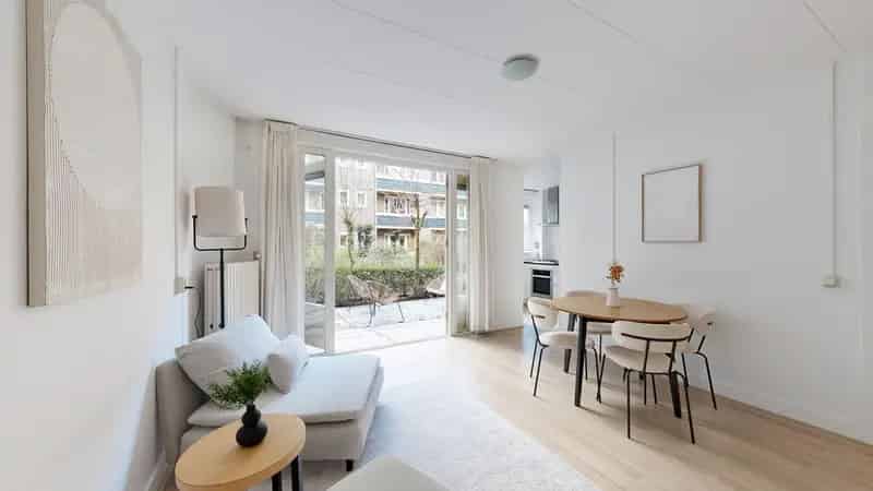 Amsterdam Pijp - Charmante 2 Slaapkamers begane grond woning met tuin