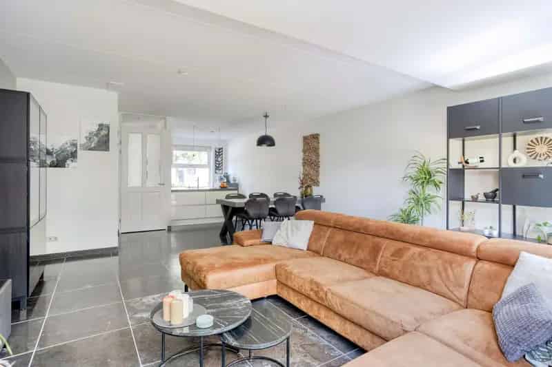 Huis te koop Heesch 3 slaapkamers zonnige tuin