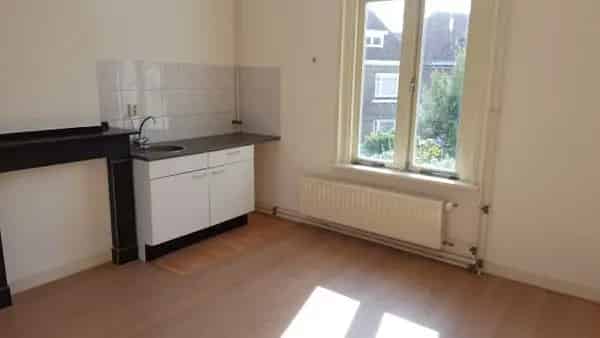 2 Kamer Studio te Huur Centrum Roosendaal Nabij Station