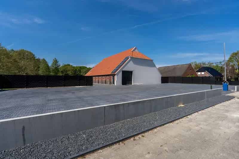 Bedrijfshal te Koop Veendam 400m² Wonen Werken
