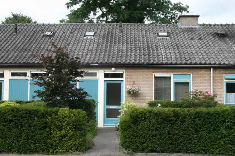 Gelijkvloerse woning Twello: Slaapkamer en badkamer begane grond