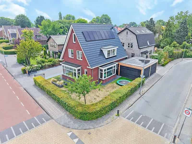 Huis te koop Hoevelaken 5 slaapkamers modern duurzaam