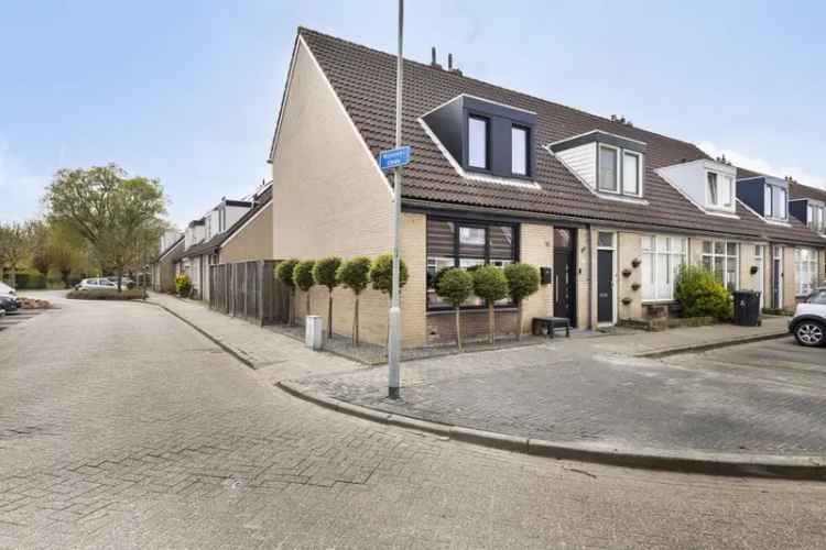 Hoekwoning Goese Polder 4 slaapkamers moderne badkamer tuin op het zuiden