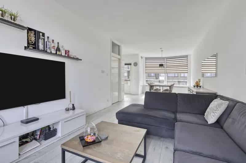 Instapklare Bovenwoning Vlaardingerdijk