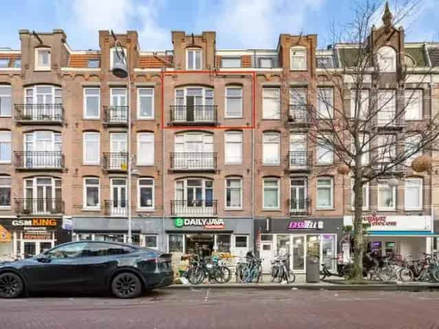 3 Kamer Appartement Amsterdam Oost Javastraat gerenoveerd