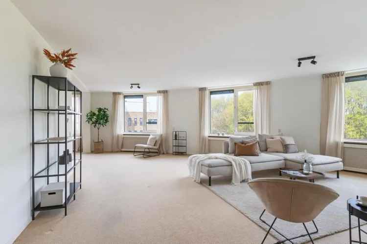 Rotterdam Schiebroek: Ruim 3-kamerappartement 127m² nabij park
