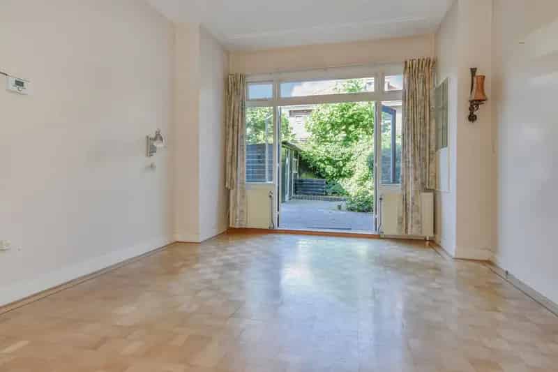 Huis te koop Voorburg: Lichtrijk Gezinshuis Jaren 30 Stijl