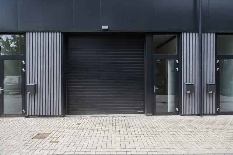 Bedrijfshal te huur Zeist 153m² Kantoor Opslag Zonnepanelen