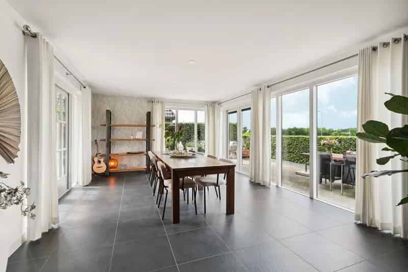 Luxe Vrijstaande Woning Zevenaar 4 Slaapkamers Grote Tuin