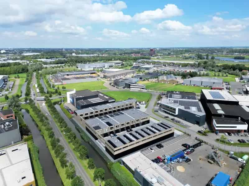 Bedrijfshal Dordrecht te huur 142m²  Dordtse Kil