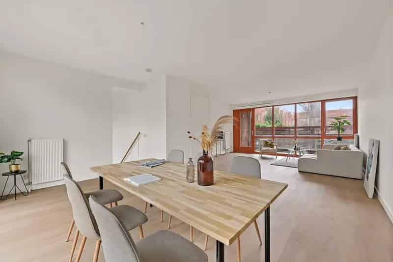 3-kamer appartement Den Haag gerenoveerd 2025