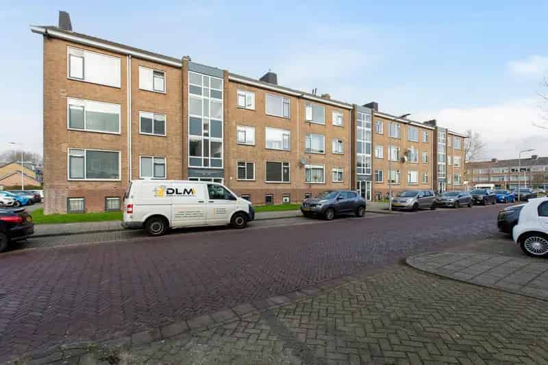 Ruime 5 Slaapkamer Maisonnette Alphen aan den Rijn Toplocatie