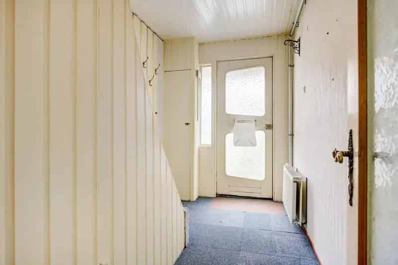 Ruime woning 495m2 slaapkamer badkamer begane grond vier slaapkamers tuin berging garage
