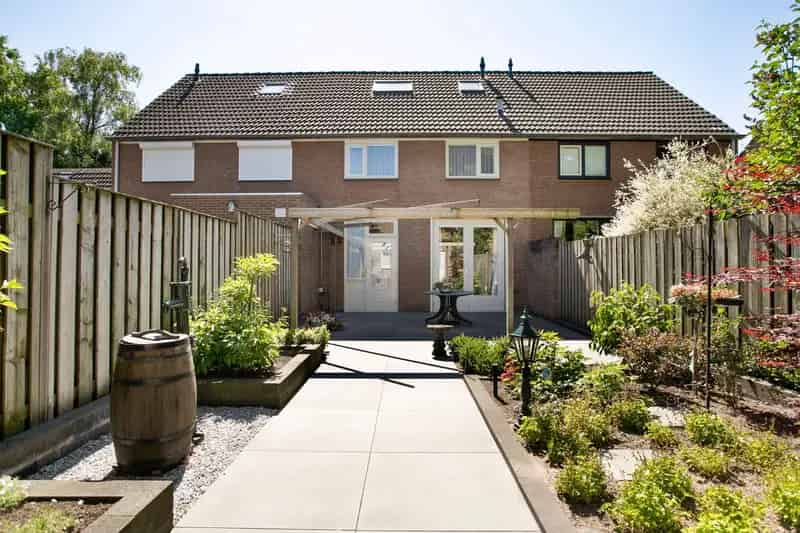 Tussenwoning Rosmalen 4 slaapkamers Ruime tuin Moderne keuken