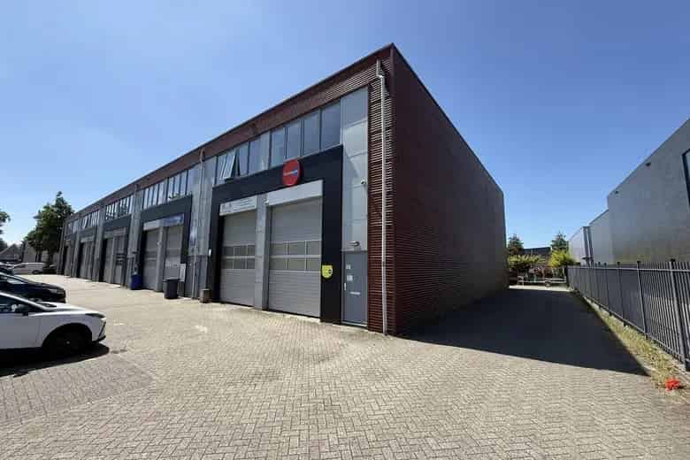 195m2 Bedrijfsruimte te Koop Barendrecht