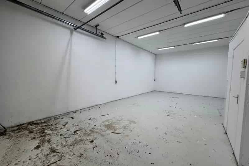 Bedrijfshal te Huur Almere 56m² - De Vaart