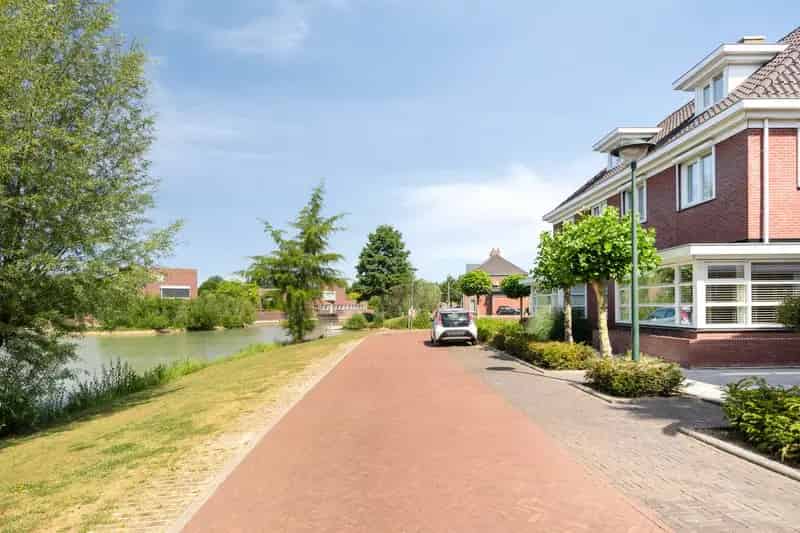 Luxe Tweekapper Beuningse Plas  - Ruimte, Comfort en Uitzicht op Water