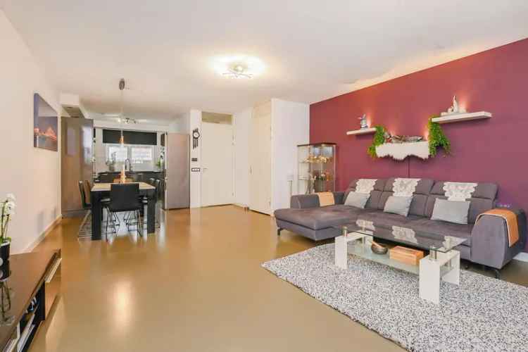 Ruime 4-kamer eengezinswoning Oosterheem - Energielabel A
