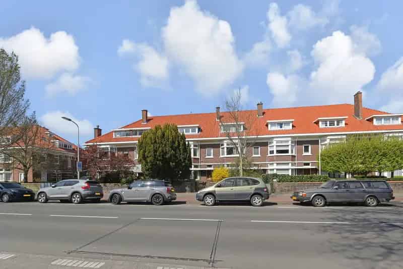 Herenhuis Den Haag Waalsdorperweg 7 8 kamers 232m2