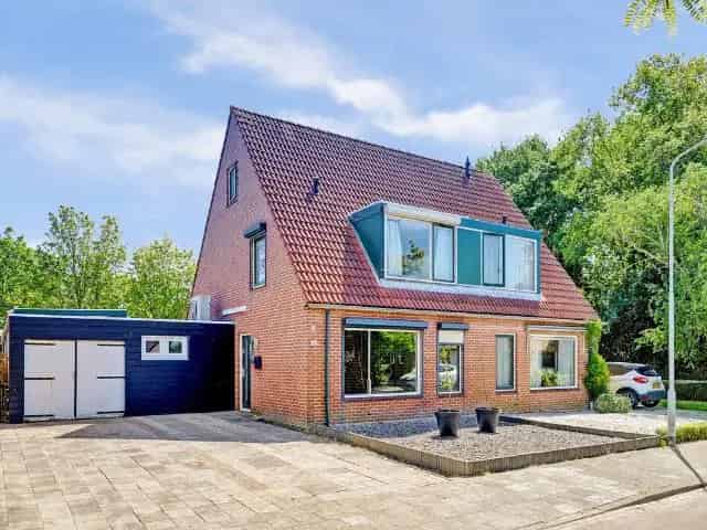 Royale Tweekapper te koop in Hansweert 4 slaapkamers