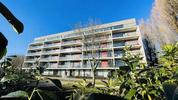 Modern Appartement Merwedekanaal 2 Slaapkamers 81m2 Balkon