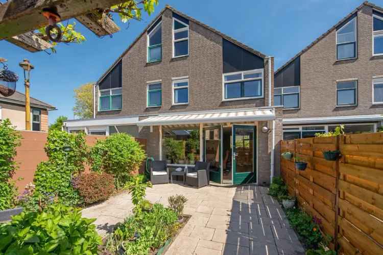 5 Kamer Tussenwoning Rokkeveen Nieuwe Kozijnen Zonnepanelen Energielabel A