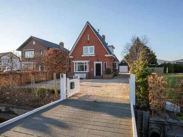Jaren 30 woning Aalsmeer 120m2 met ruim bijgebouw 92m2
