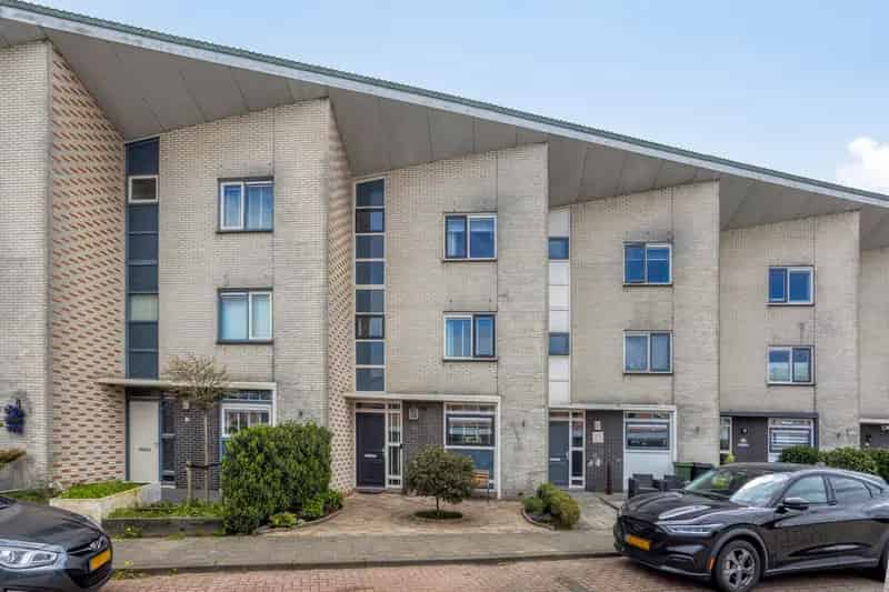 Huis te koop Purmerend 4 slaapkamers zonnige tuin