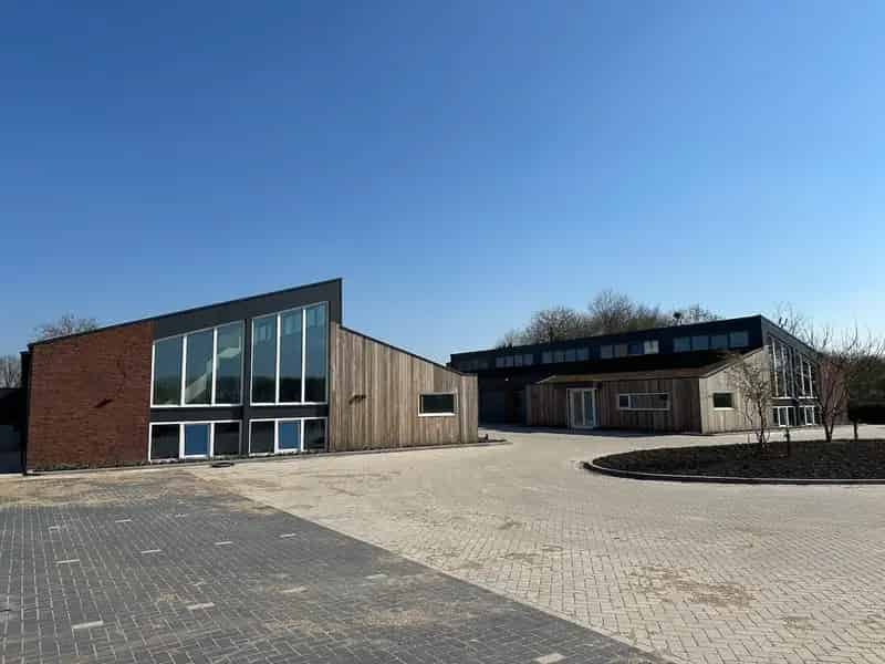 Bedrijfshal te Huur Udenhout Duurzaam Kantoorruimte