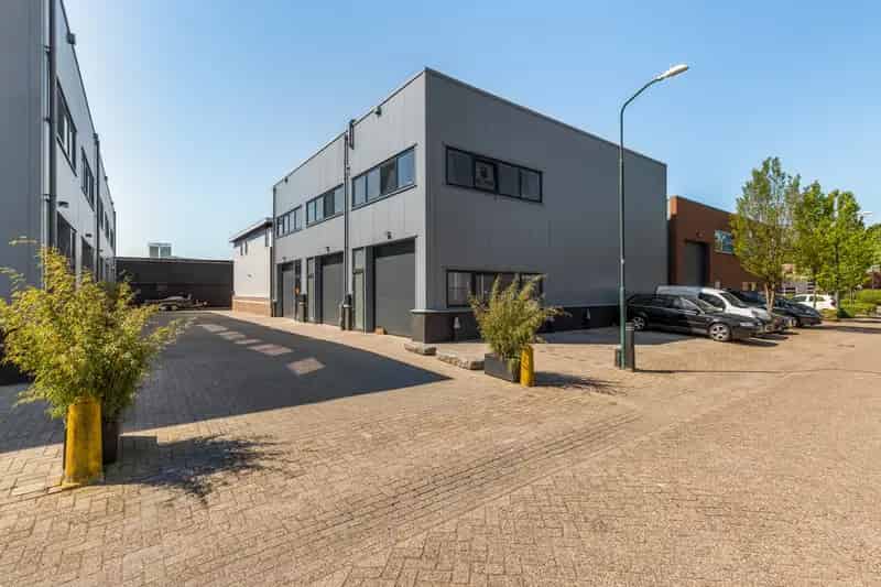 Bedrijfshal te huur Leusden 105m²