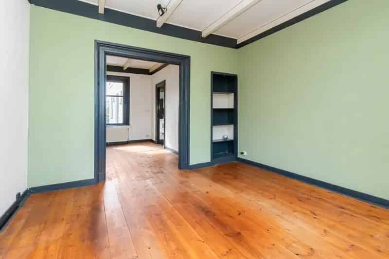 Te renoveren 2-onder-1-kapwoning Loosdrecht Grote Tuin