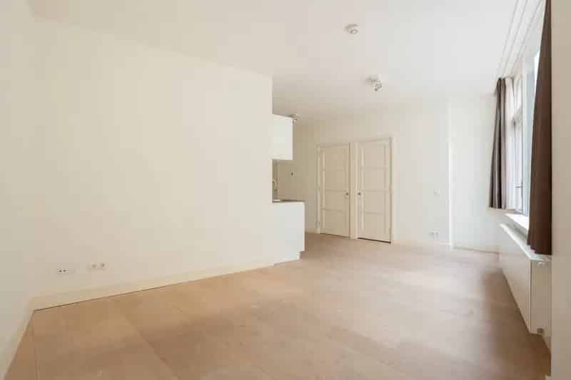 Jordaan Appartement te Koop: 65m², 2 slaapkamers, gerenoveerd