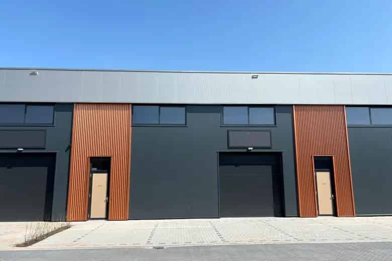300 m2 bedrijfsruimte te huur in Middenmeer