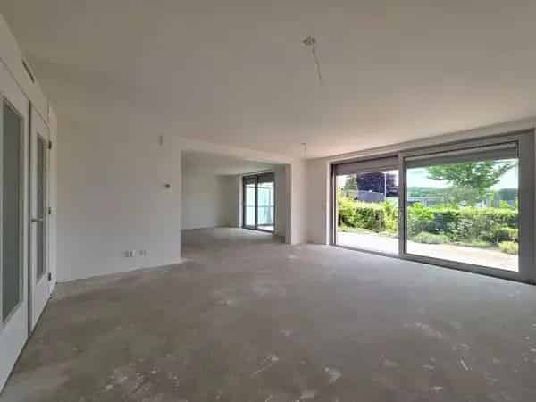 Ruime Levensloopbestendige Appartement Meerssen Nabij Park en Winkels