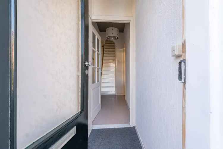 Huis te koop Hilversum Bloemenbuurt 3 slaapkamers tuin