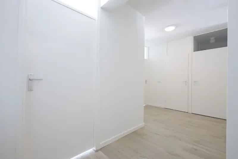 Ruim 5-kamer appartement Diemen 108m2 4 slaapkamers balkon