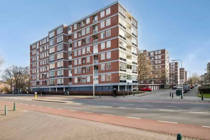 Ruim 4 Kamer Appartement Mariahoeve 118m2 Te Moderniseren