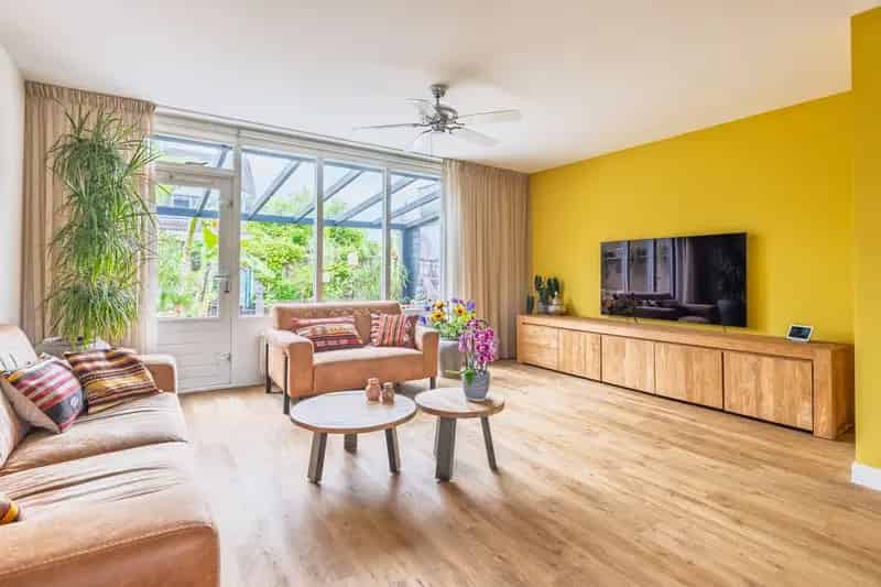 Huis te koop Weesp 4 slaapkamers garage serre 117m2