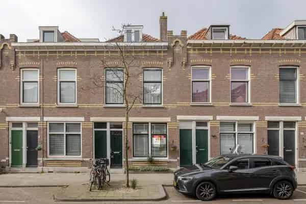 Karakteristieke woning Hillesluis 4 slaapkamers moderne keuken