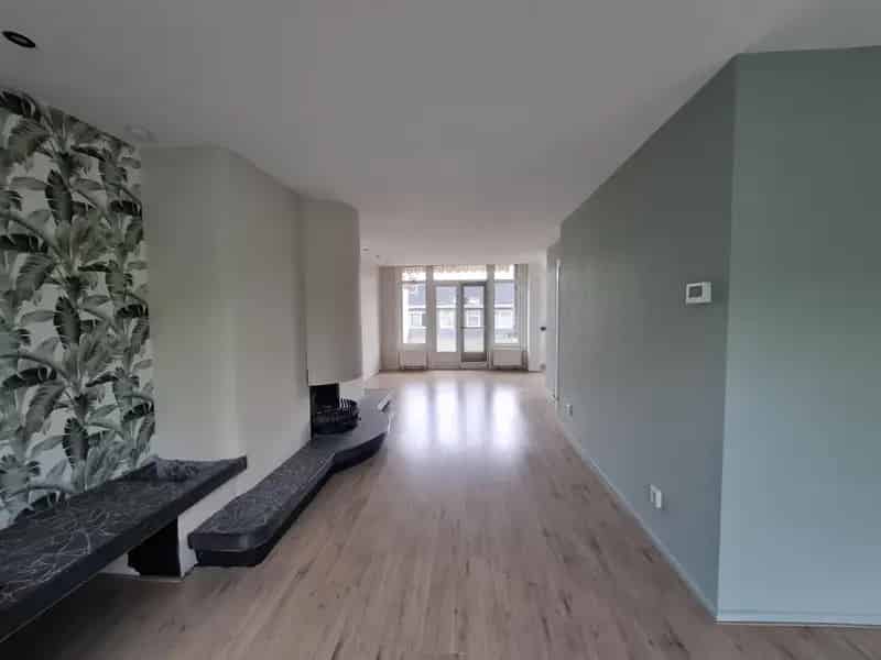 3-Kamer Appartement Rotterdam Liskwartier Ruim Balkon Open Haard