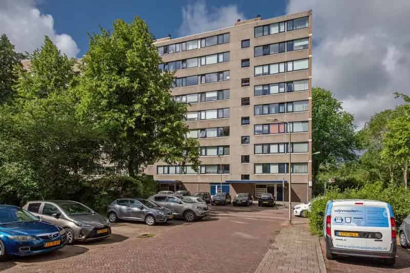Appartement te koop Delft Voorhof: 2-kamer, balkon, berging