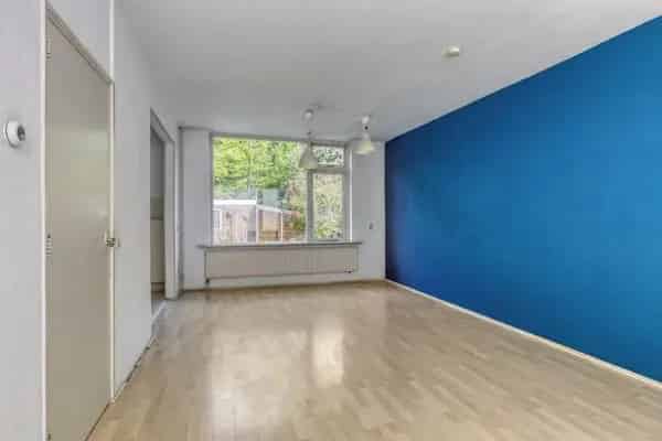 Hoekwoning 4 slaapkamers Middelburg Ruime tuin Modernisering